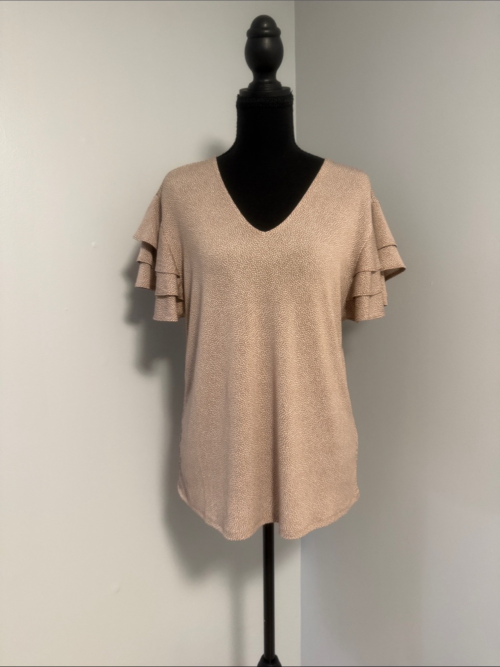 Adrianna Papell Beige Ruffle Sleeve V-Neck Top